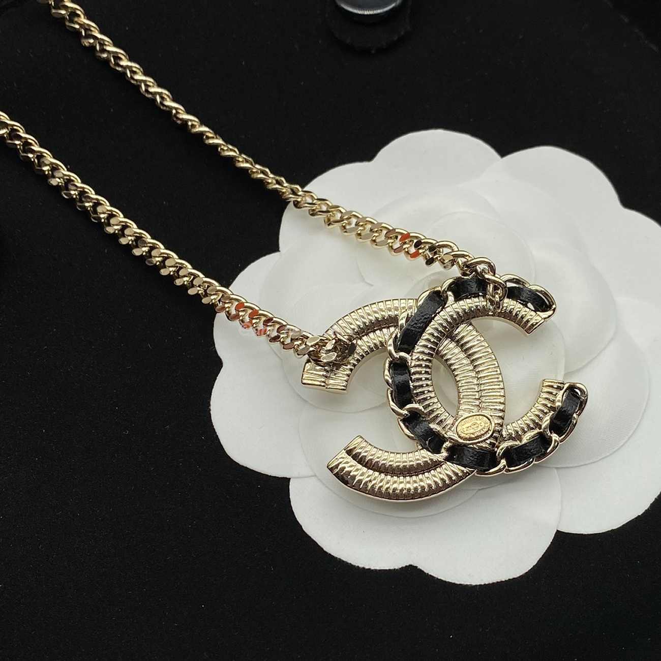 Chanel Pre Owned Cc Diamond Pendant Necklace (16) - www.newkick.vip